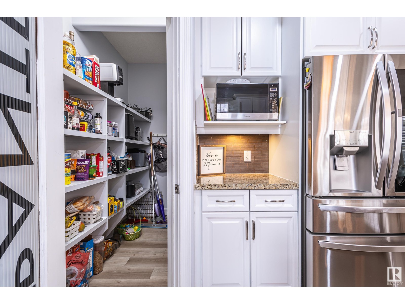 307 Callaghan Cl Sw, Edmonton, Alberta  T6W 0G3 - Photo 23 - E4432898