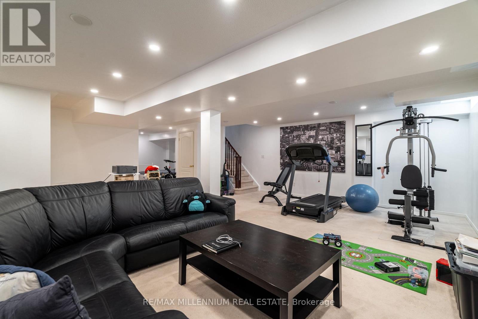 33 Britannia Avenue E, Oshawa, Ontario  L1L 0C1 - Photo 41 - E12065085