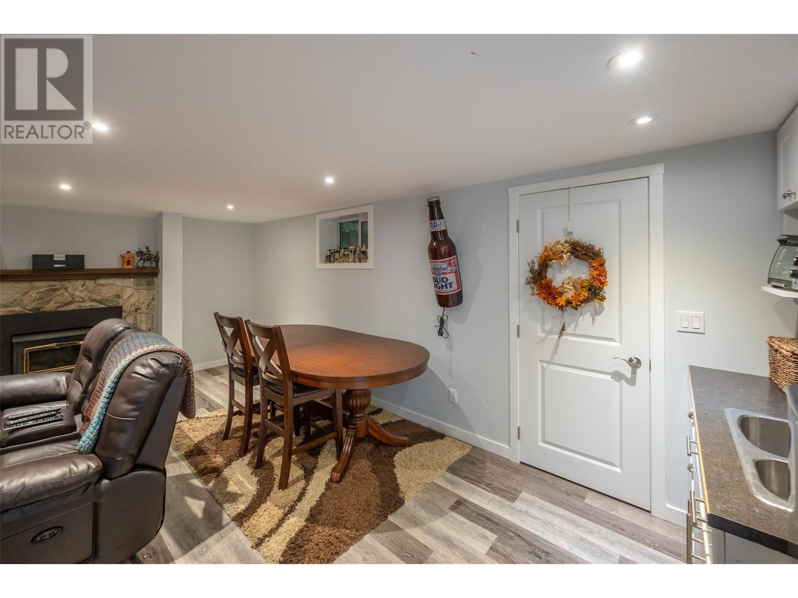 1107 Park Place, Penticton, British Columbia  V2A 8X9 - Photo 68 - 10346787