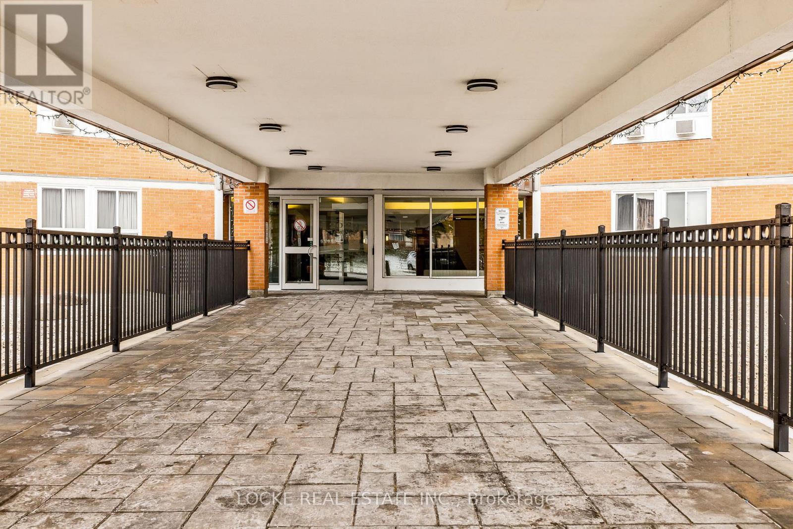 Property at 918 - 2020 JASMINE CRESCENT image 3