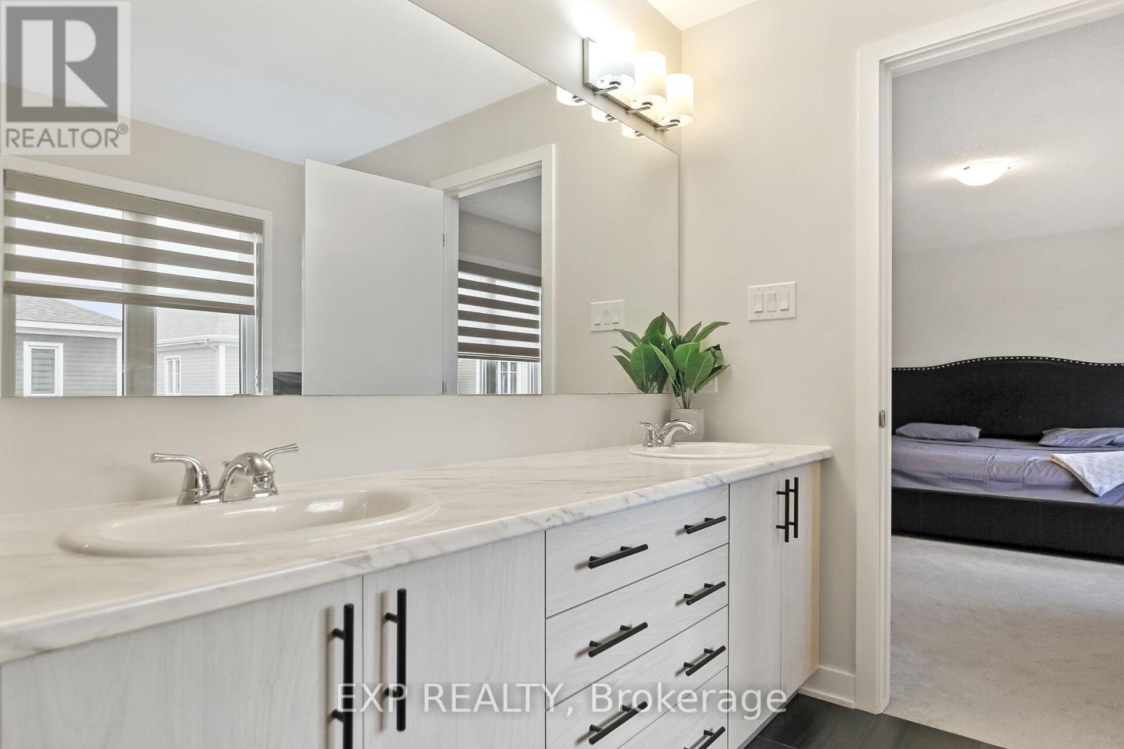 224 Pursuit Terrace, Ottawa, Ontario  K0A 2Z0 - Photo 41 - X12131875