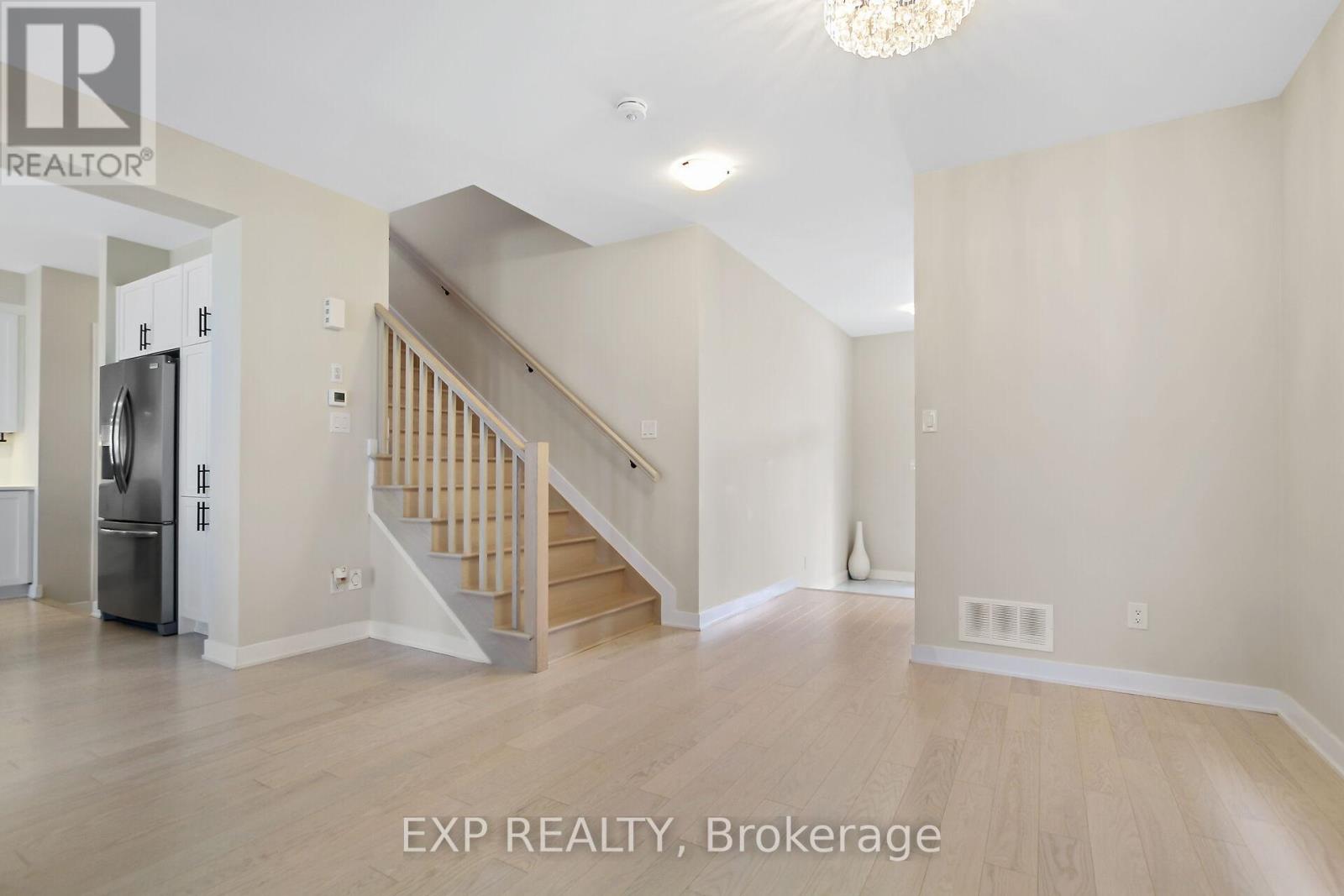 224 Pursuit Terrace, Ottawa, Ontario  K0A 2Z0 - Photo 8 - X12131875