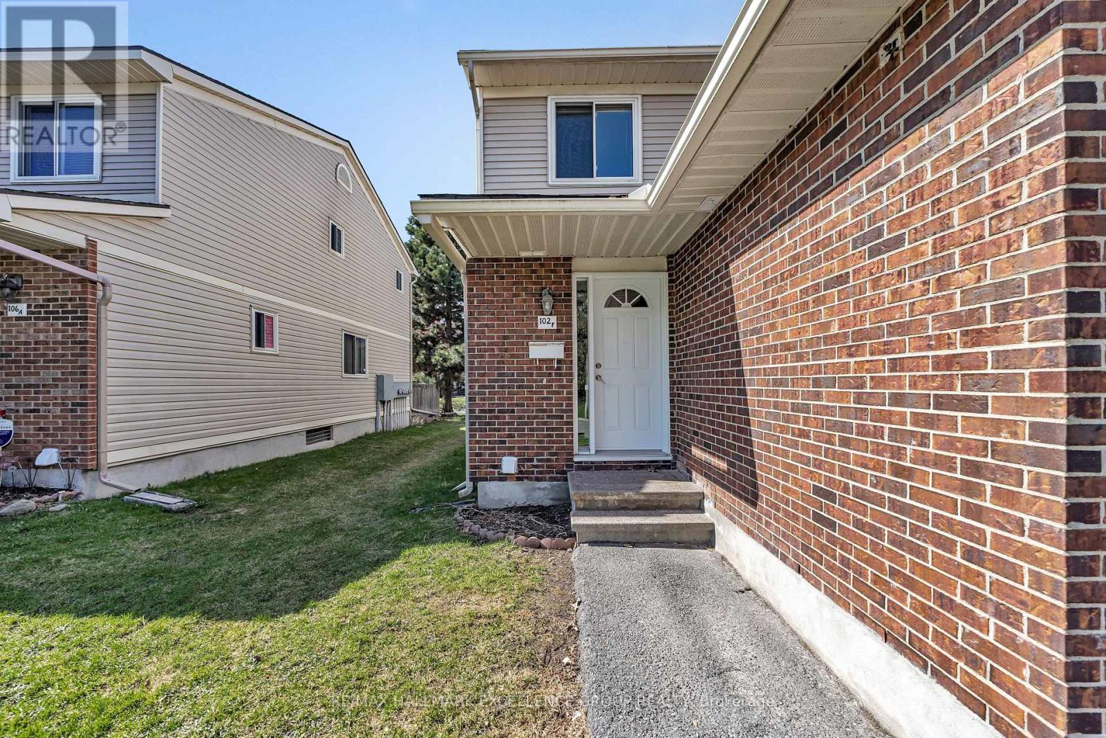Property at 12 - 102F VALLEY STREAM DRIVE image 5