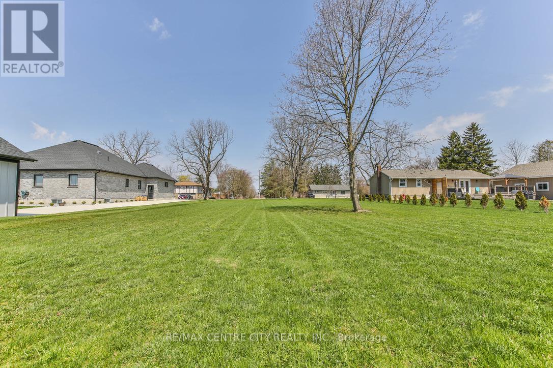 51225 Clinton Street, Malahide, Ontario  N0L 2J0 - Photo 5 - X12131133