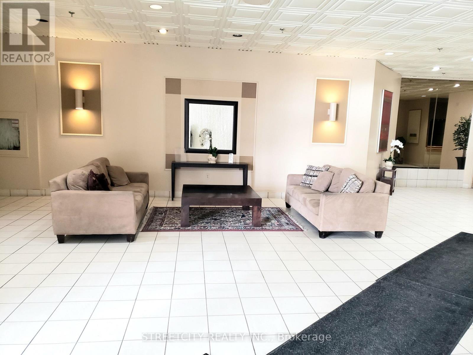 1207 - 380 King Street, London East, Ontario  N6B 3L6 - Photo 6 - X12131274