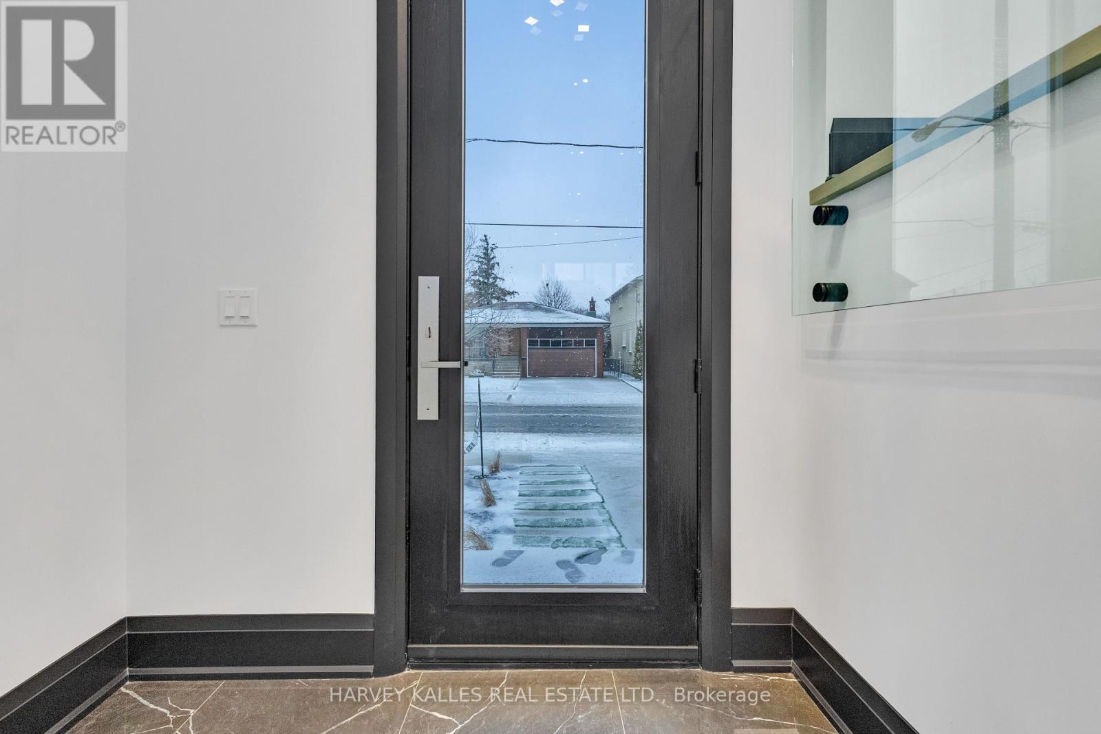 Property at 681 GLENCAIRN AVENUE image 2