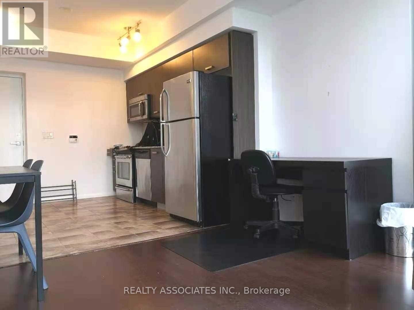 1309 - 832 Bay Street, Toronto, Ontario  M5S 1Z6 - Photo 4 - C12131723