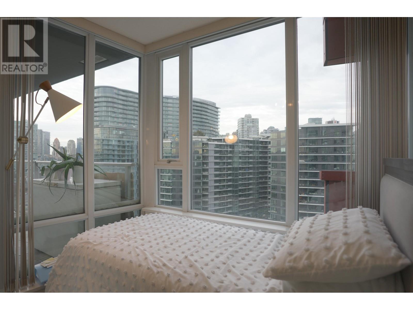 Listing Picture 12 of 40 : 1907 918 COOPERAGE WAY, Vancouver / 溫哥華 - 魯藝地產 Yvonne Lu Group - MLS Medallion Club Member