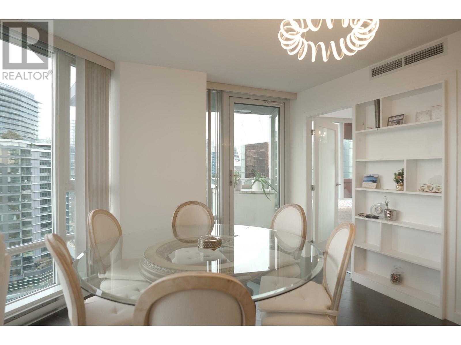 Listing Picture 8 of 40 : 1907 918 COOPERAGE WAY, Vancouver / 溫哥華 - 魯藝地產 Yvonne Lu Group - MLS Medallion Club Member