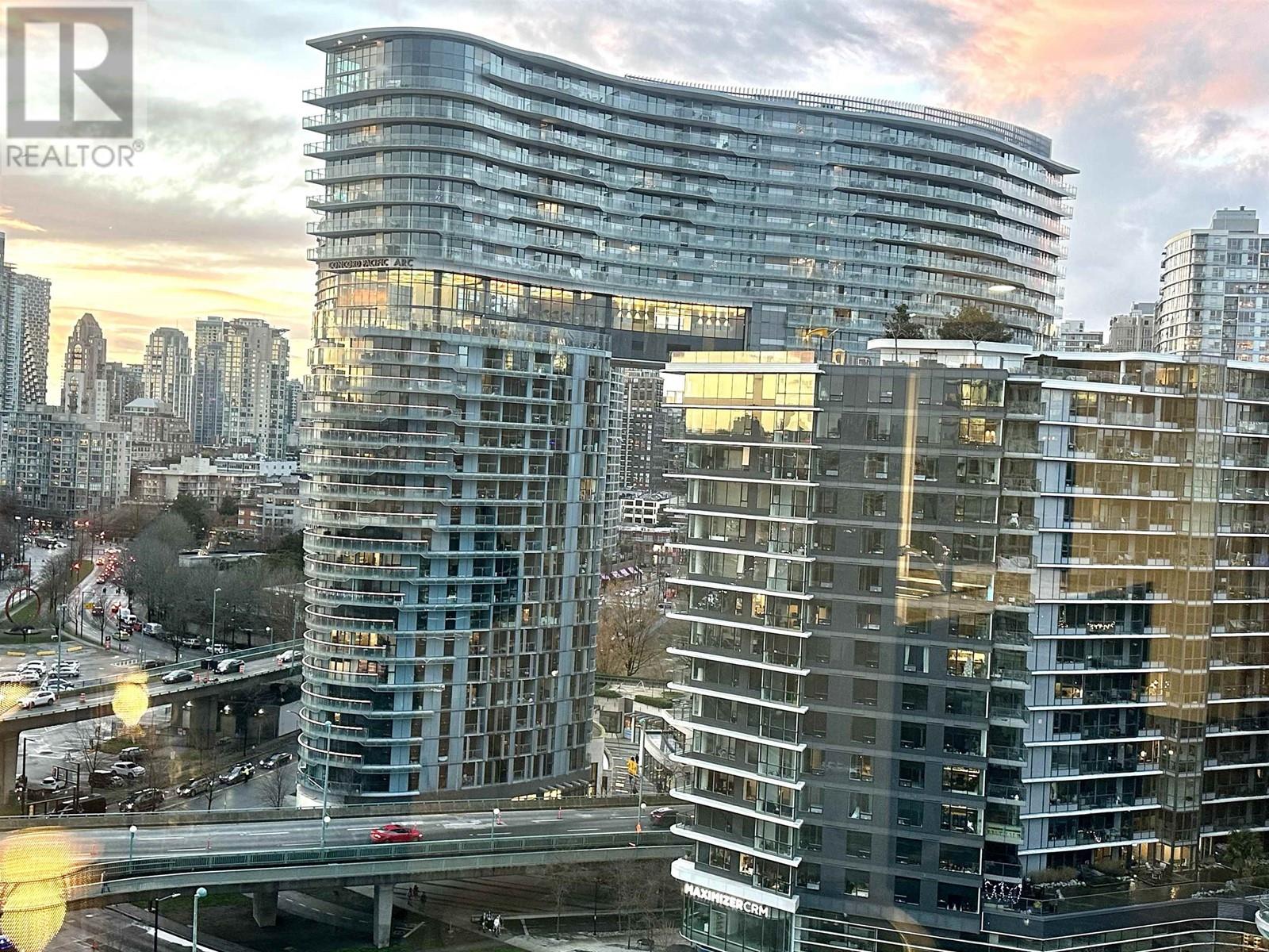 Listing Picture 36 of 40 : 1907 918 COOPERAGE WAY, Vancouver / 溫哥華 - 魯藝地產 Yvonne Lu Group - MLS Medallion Club Member