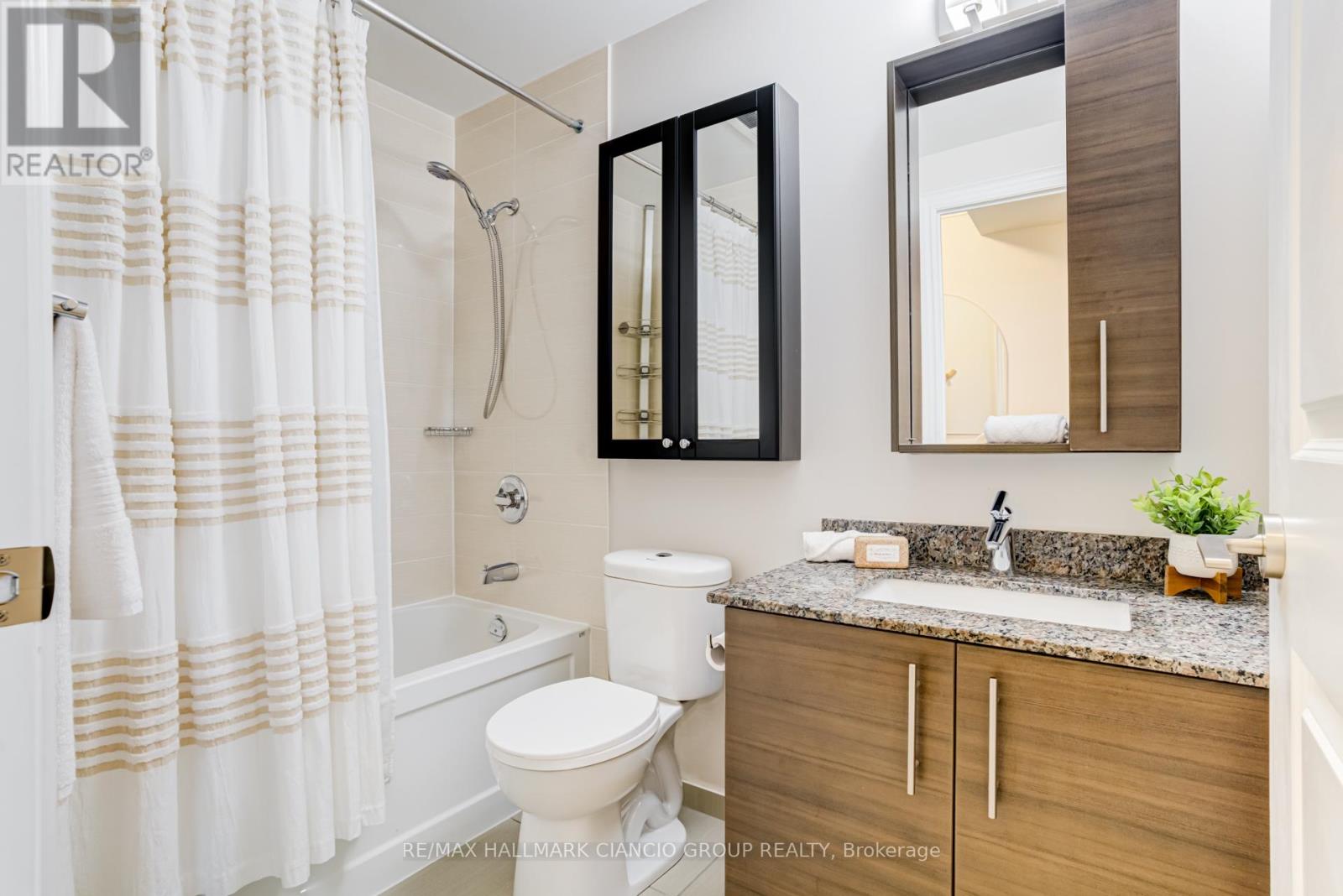 Rg15 - 325 South Park Road, Markham, Ontario  L3T 0B8 - Photo 28 - N12131645