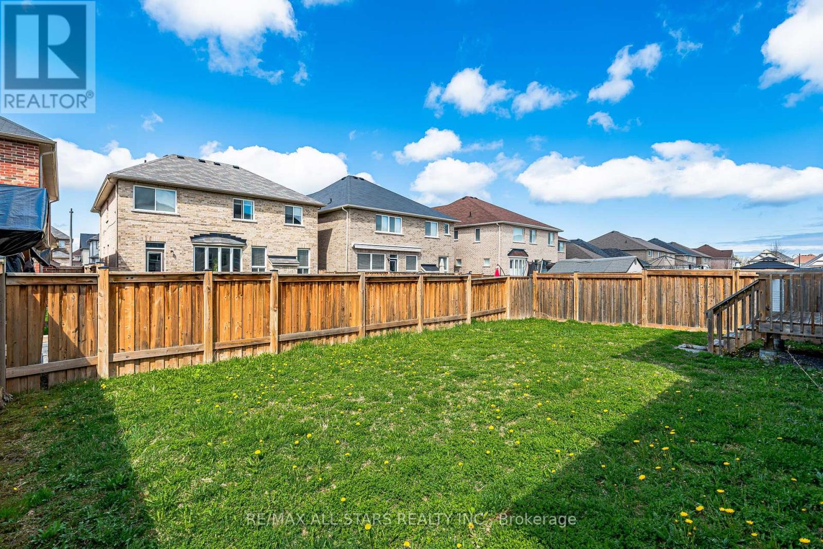20 Beechener Street, Georgina, Ontario  L0E 1R0 - Photo 39 - N12131686
