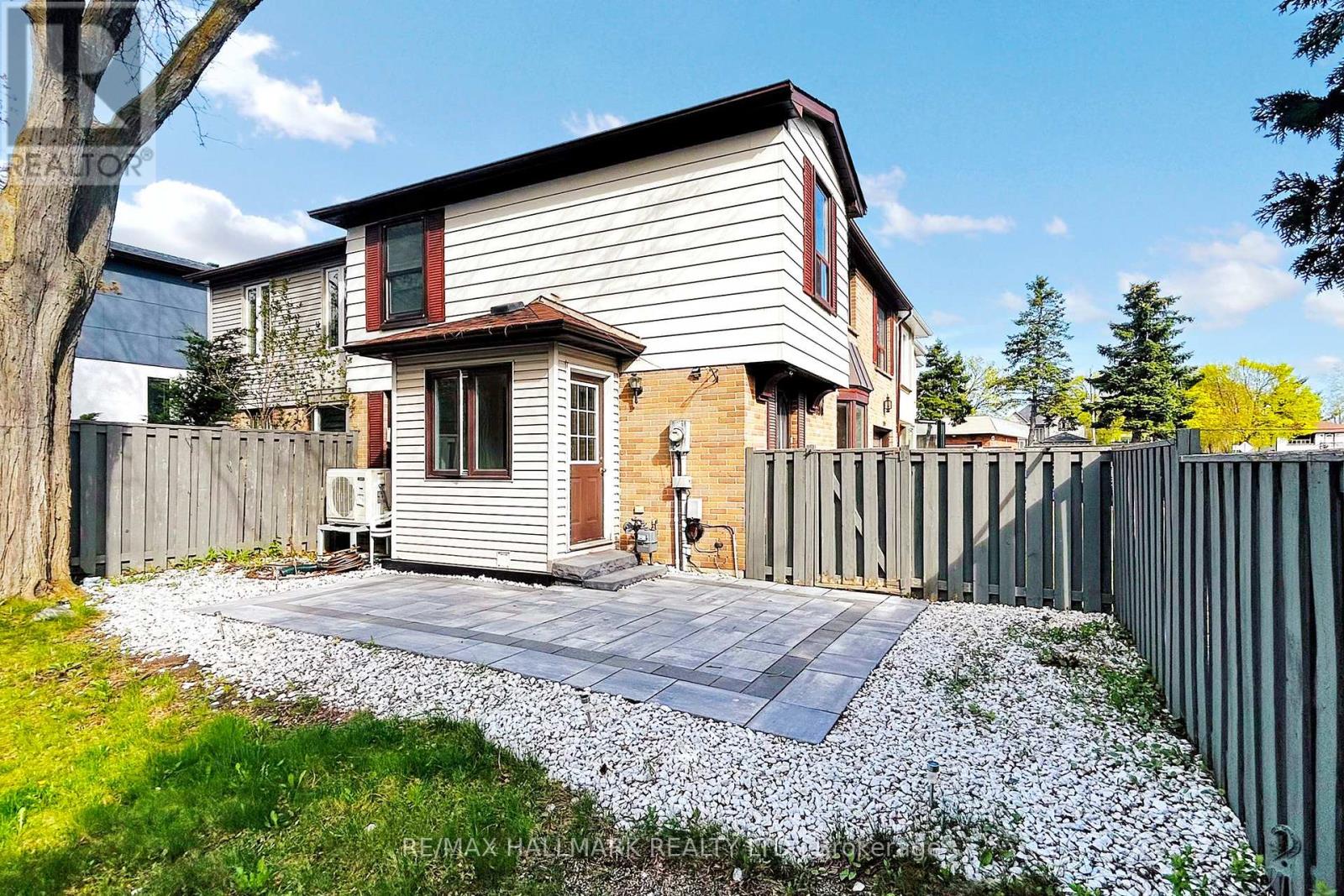 190 Springhead Gardens, Richmond Hill, Ontario  L4C 5C8 - Photo 42 - N12131713