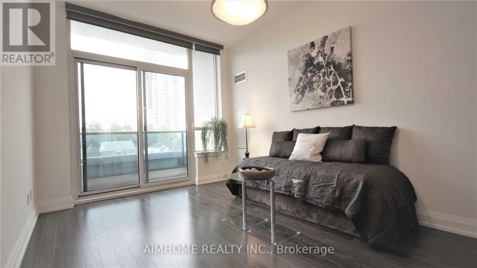 319 - 7165 Yonge Street, Markham, Ontario  L3T 0C9 - Photo 5 - N12131744