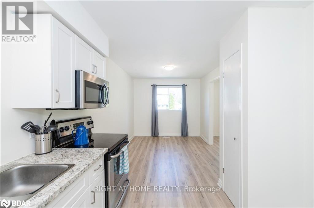 572 Spruce Street, Collingwood, Ontario  L9Y 4R2 - Photo 6 - S12131651