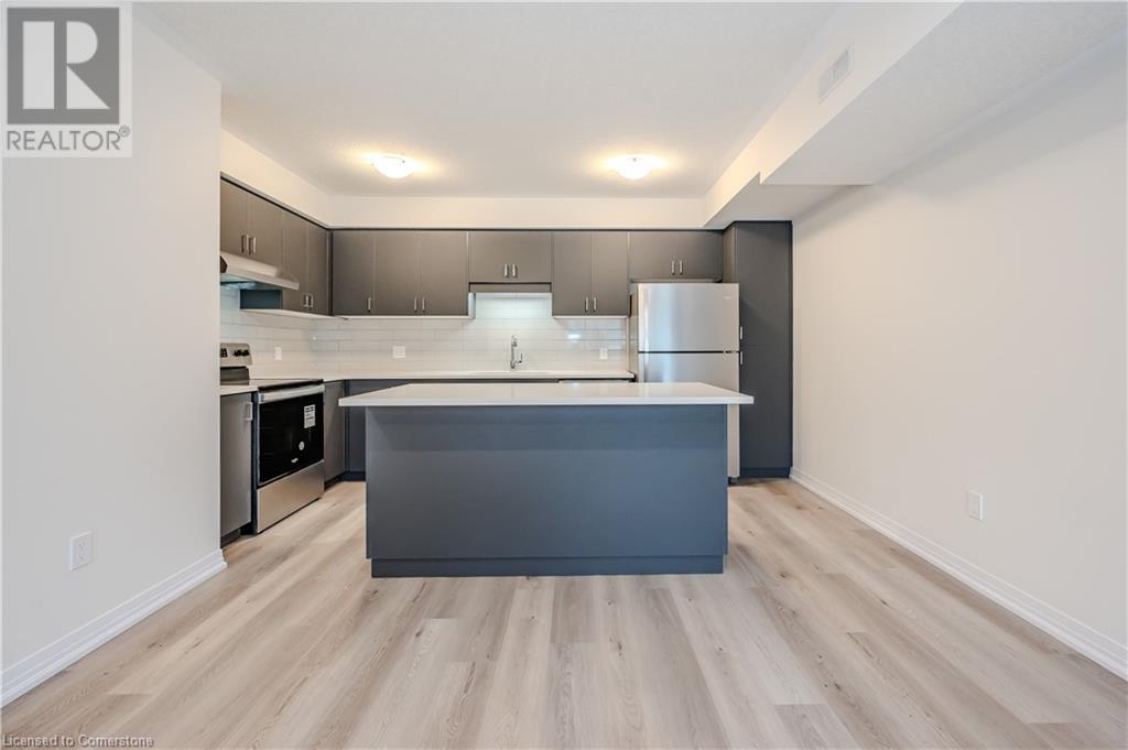 604 Benninger Drive, Kitchener, Ontario  N2E 0K5 - Photo 6 - 40724611