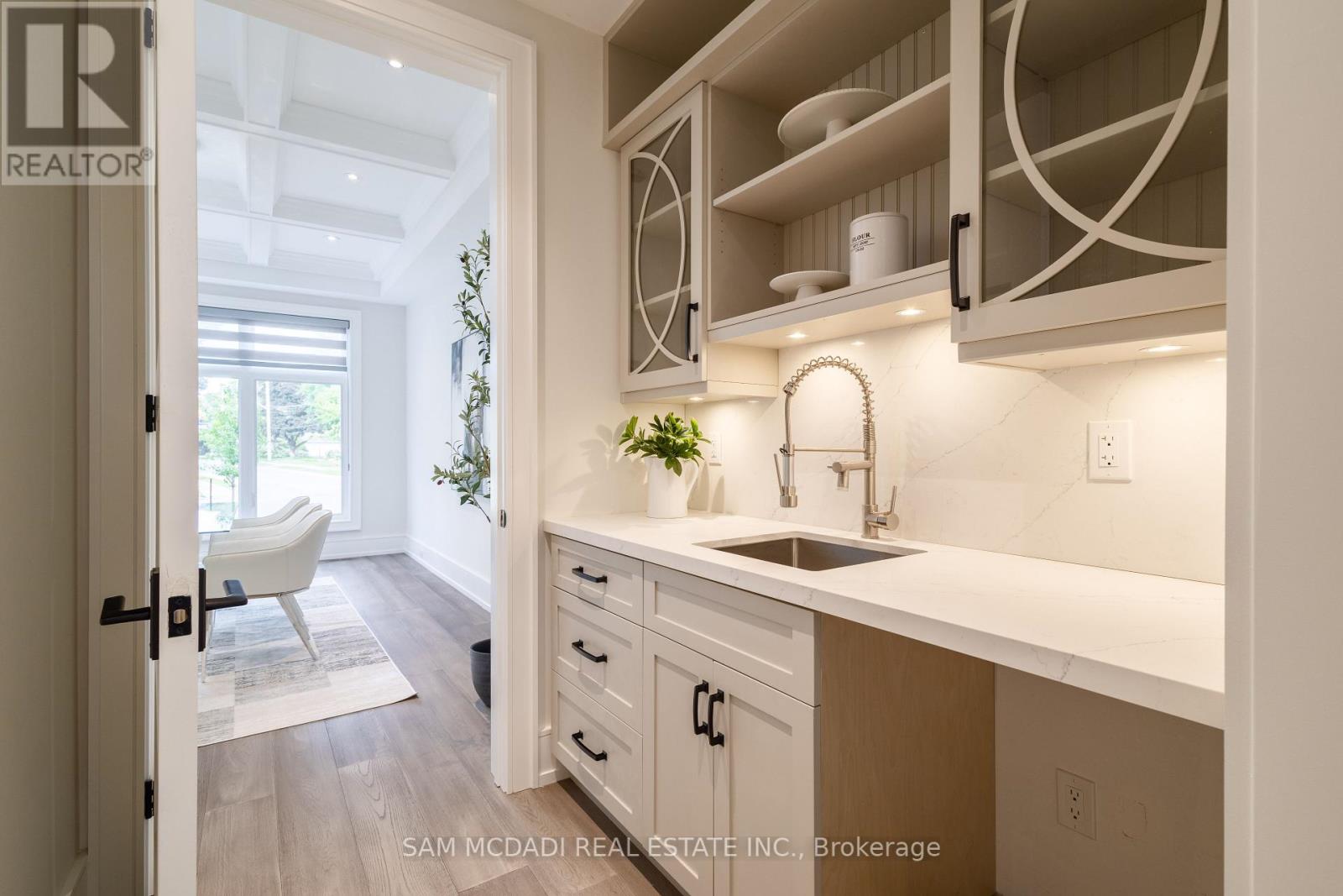 1615 Petrie Way, Mississauga, Ontario  L5J 1G8 - Photo 18 - W12131633