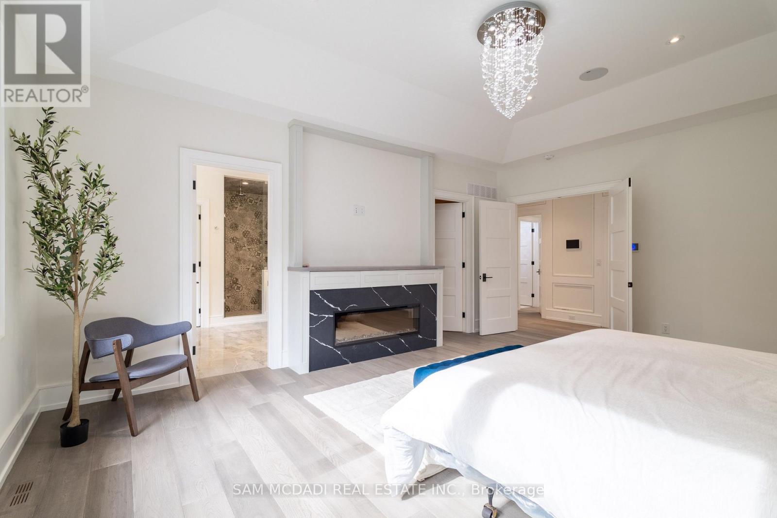1615 Petrie Way, Mississauga, Ontario  L5J 1G8 - Photo 22 - W12131633