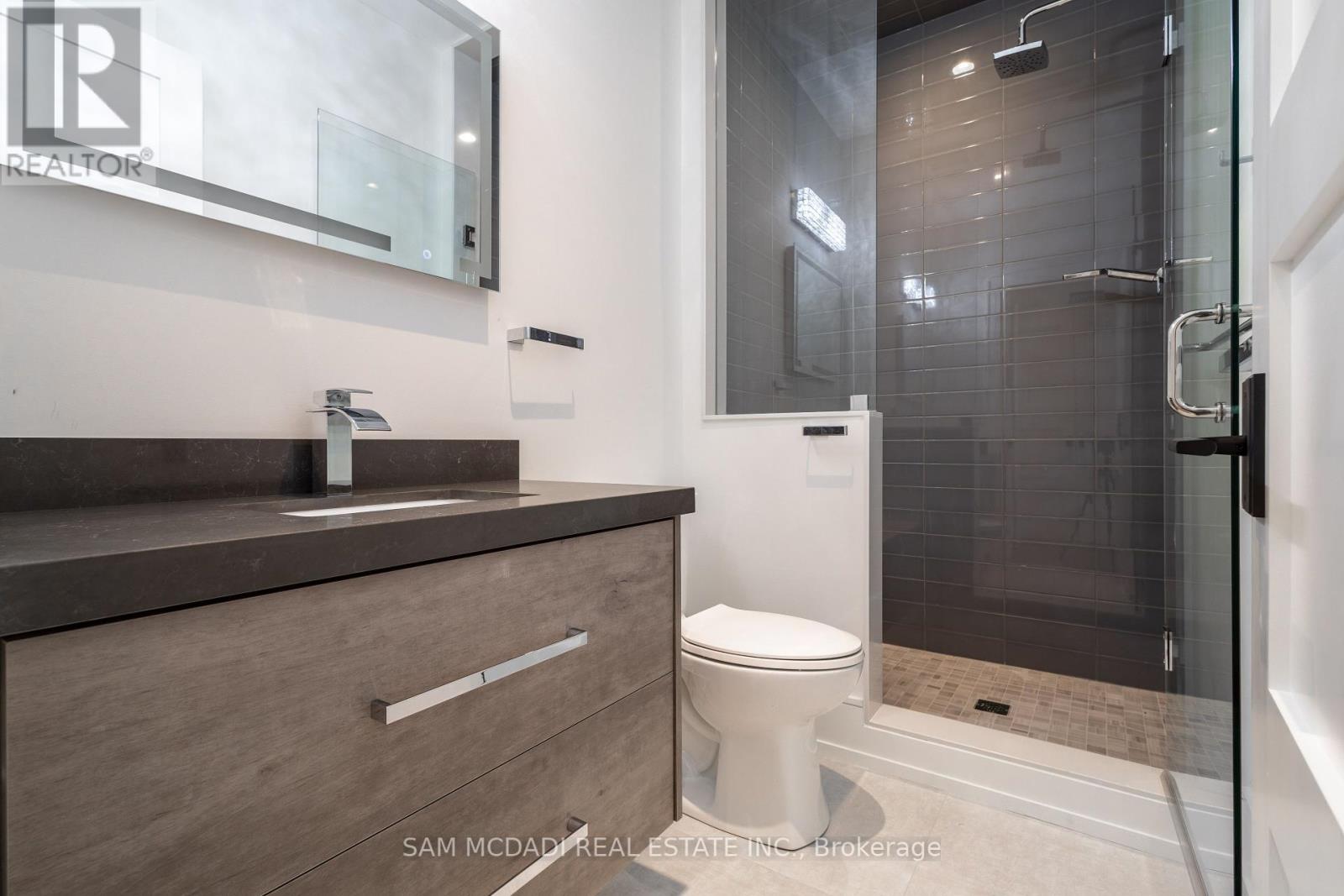 1615 Petrie Way, Mississauga, Ontario  L5J 1G8 - Photo 28 - W12131633