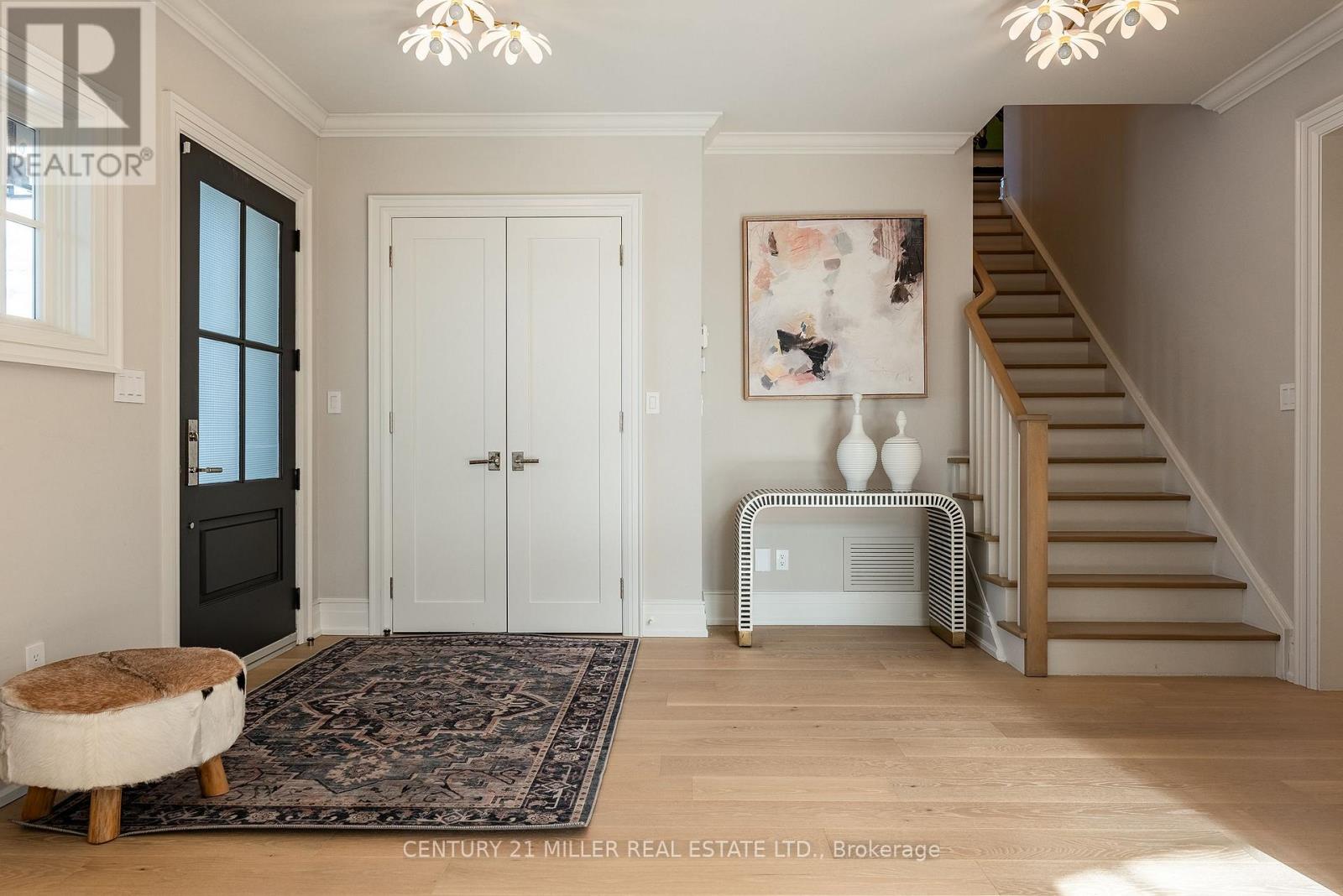 1310 Duncan Road, Oakville, Ontario  L6J 2P8 - Photo 3 - W12131667