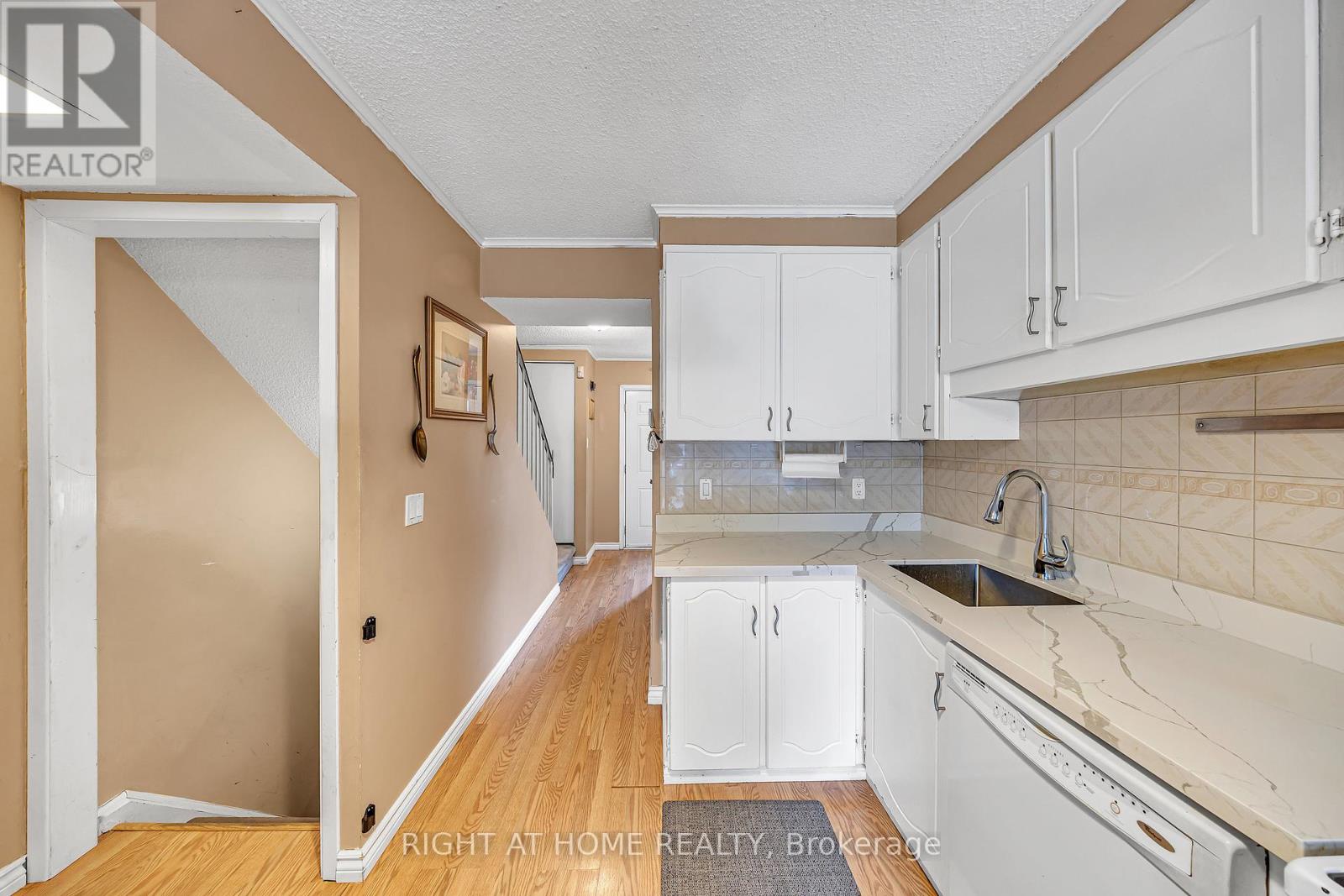 51 - 7030 Copenhagen Road, Mississauga, Ontario  L5N 2P3 - Photo 14 - W12131705