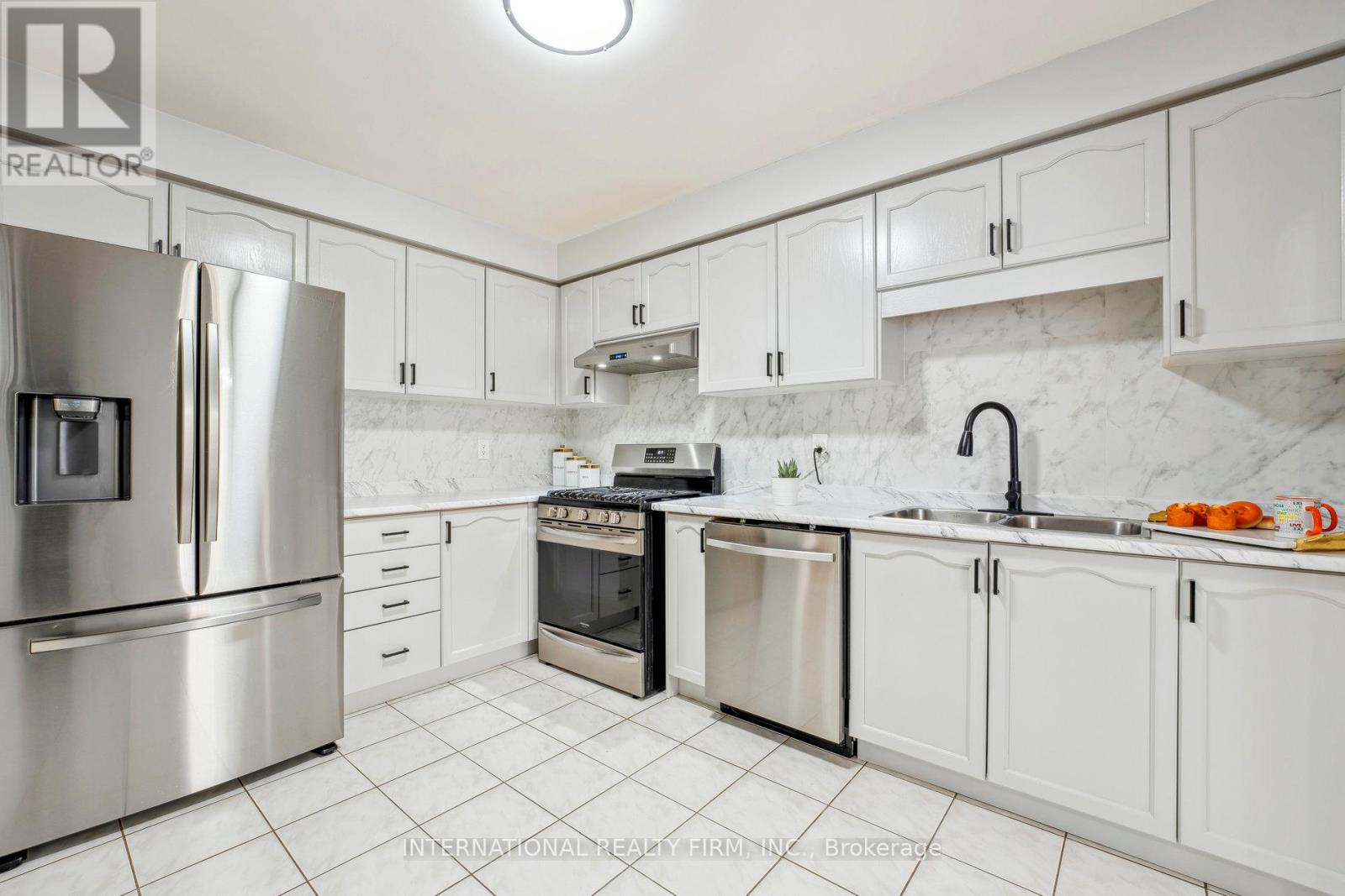 20 Arid Avenue, Brampton, Ontario  L6R 1P9 - Photo 15 - W12131760