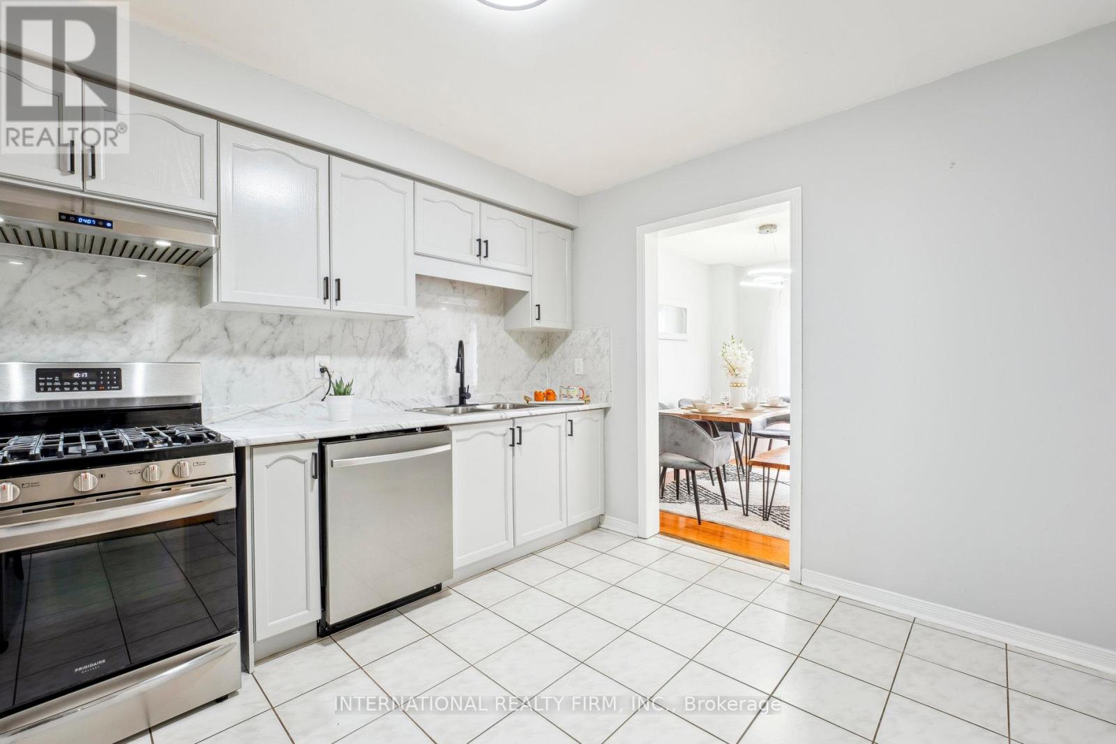 20 Arid Avenue, Brampton, Ontario  L6R 1P9 - Photo 17 - W12131760