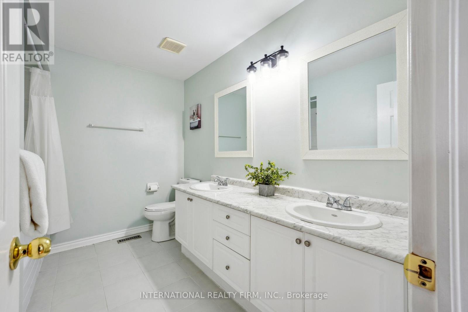 20 Arid Avenue, Brampton, Ontario  L6R 1P9 - Photo 32 - W12131760
