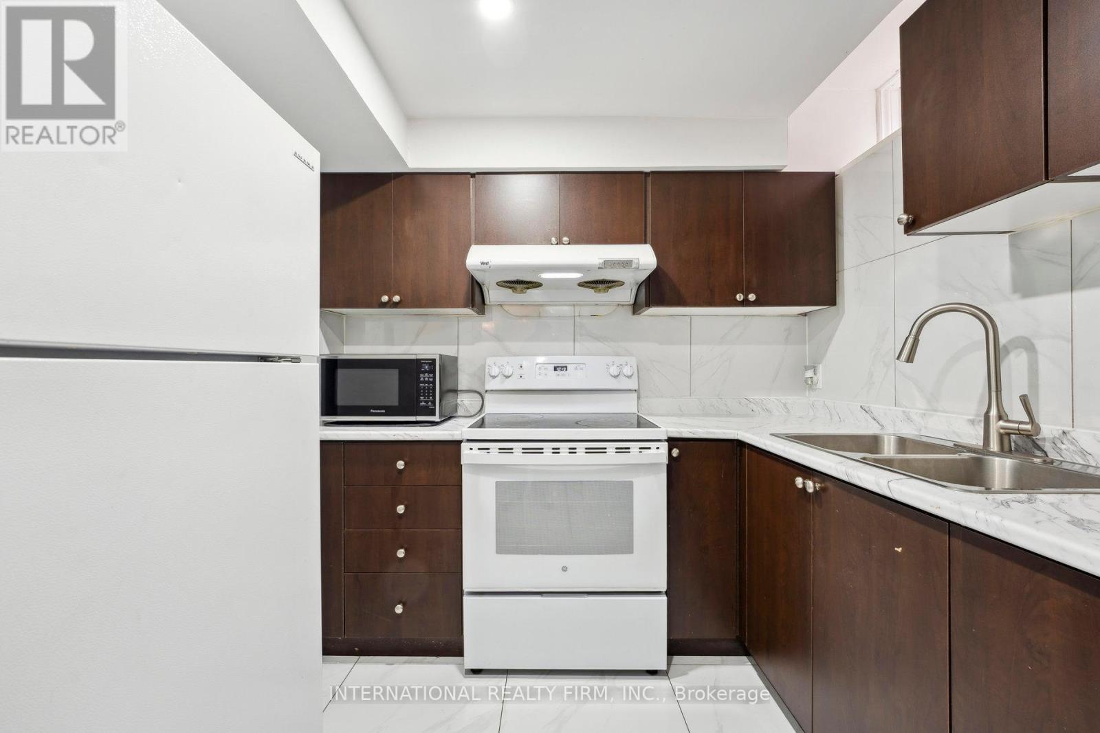 20 Arid Avenue, Brampton, Ontario  L6R 1P9 - Photo 41 - W12131760