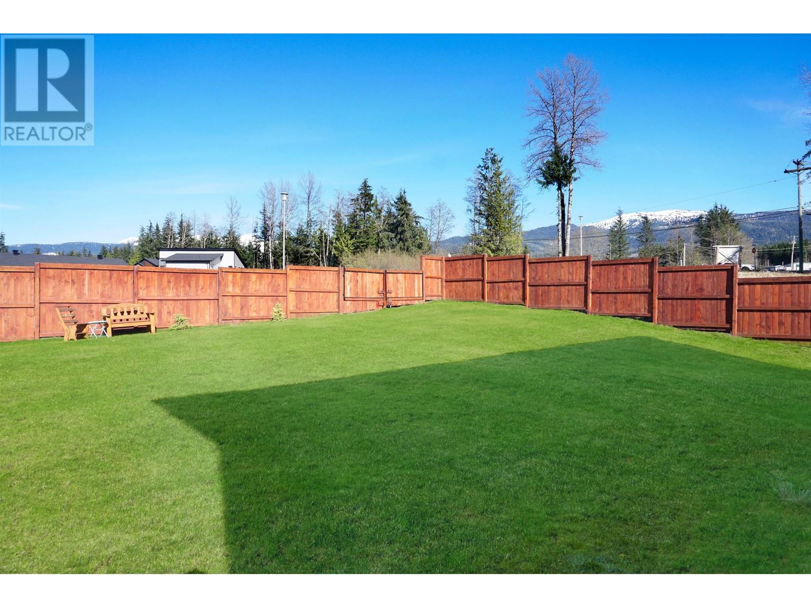 16 Robinson Street, Kitimat, British Columbia  V8C 2S2 - Photo 25 - R2999681