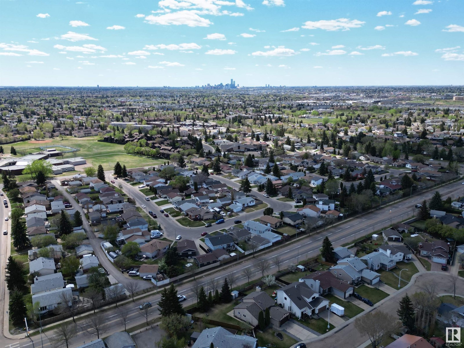 2407 145 Av Nw, Edmonton, Alberta  T5Y 2J5 - Photo 30 - E4434984