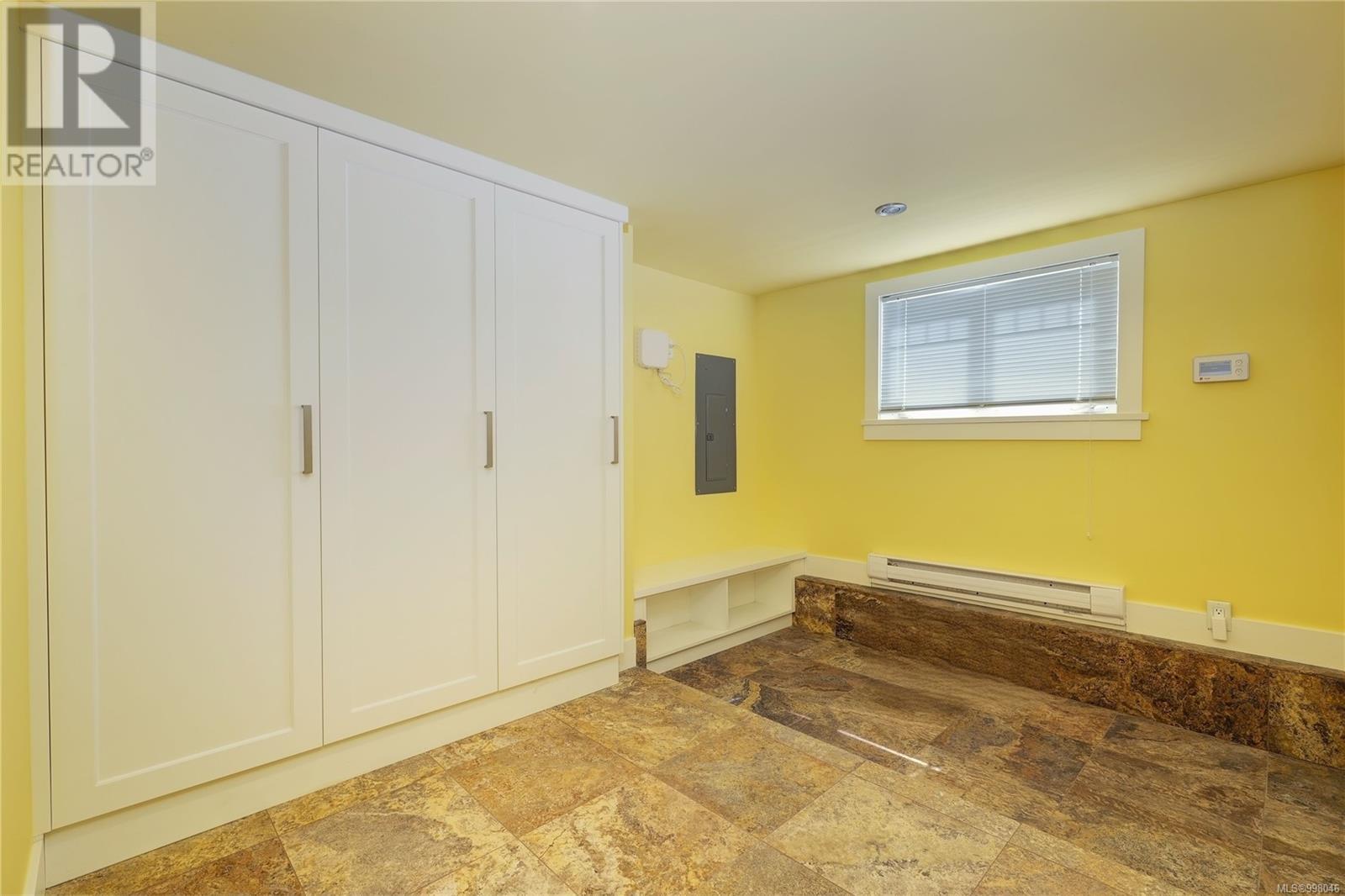 1865 Quamichan St, Victoria, British Columbia  V8S 2B7 - Photo 23 - 998046