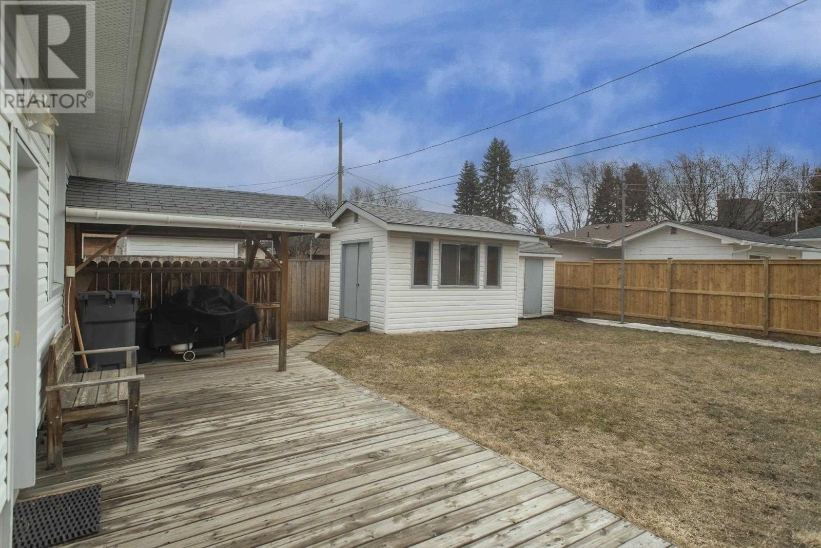 120 Elmwood Cres, Thunder Bay, Ontario  P7E 6A7 - Photo 44 - TB250933