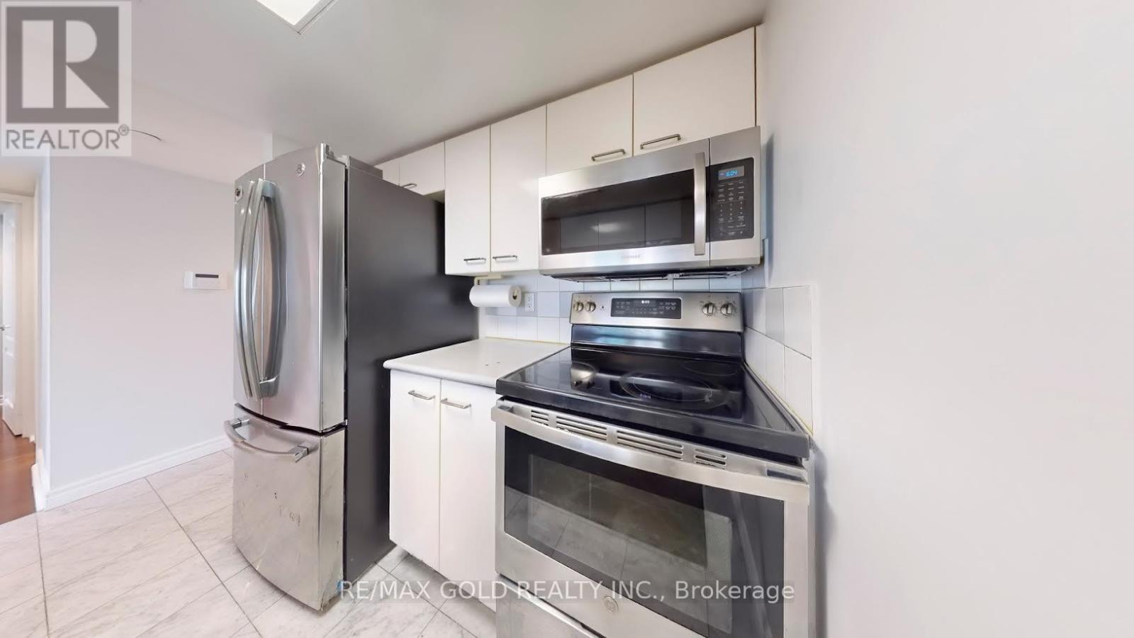 3003 - 38 Elm Street, Toronto, Ontario  M5G 2K5 - Photo 13 - C12131848