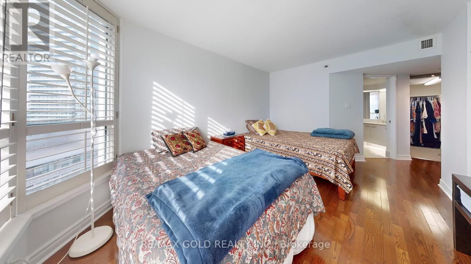 3003 - 38 Elm Street, Toronto, Ontario  M5G 2K5 - Photo 15 - C12131848