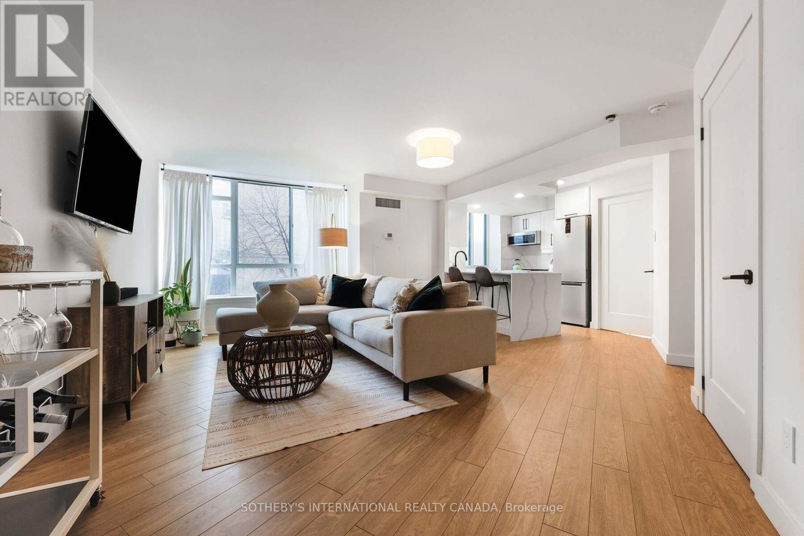 213 - 801 King Street W, Toronto, Ontario  M5V 3C9 - Photo 4 - C12131880