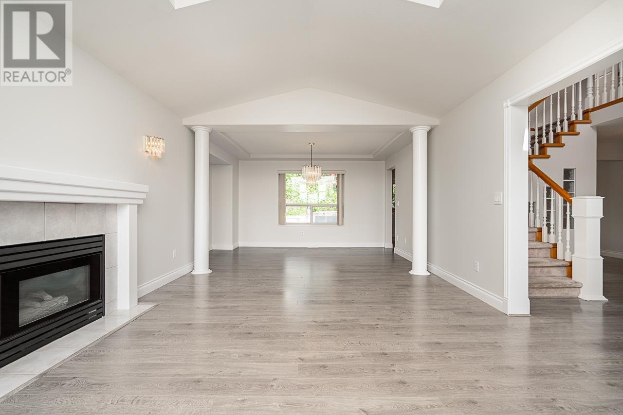 Property at 10439 TAMARACK CRESCENT image 3