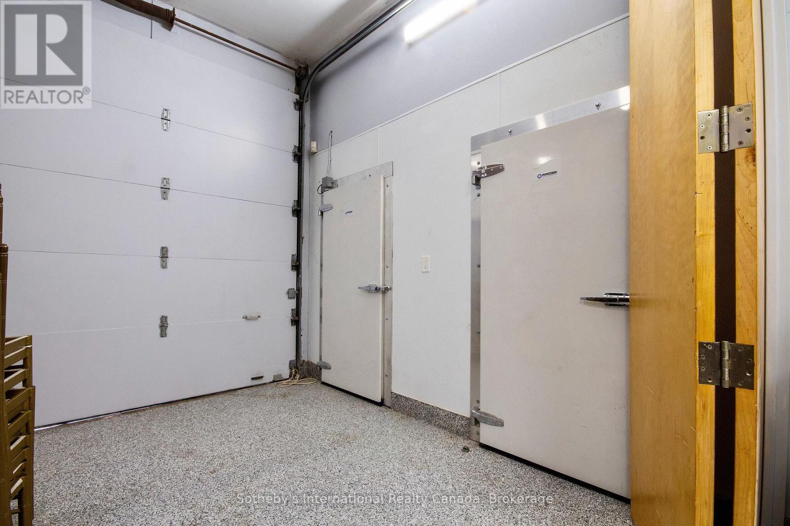 109 St. Paul Crescent, St. Catharines, Ontario  L2S 1M3 - Photo 37 - X12131918