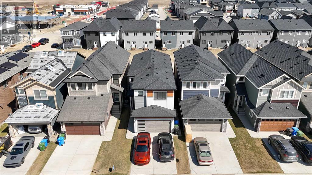 Property at 292 Homestead Grove NE image 3
