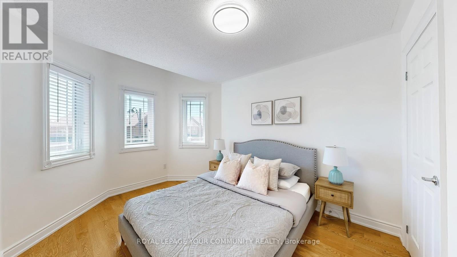 18 Sisina Avenue, Markham, Ontario  L6C 0H6 - Photo 29 - N12131859