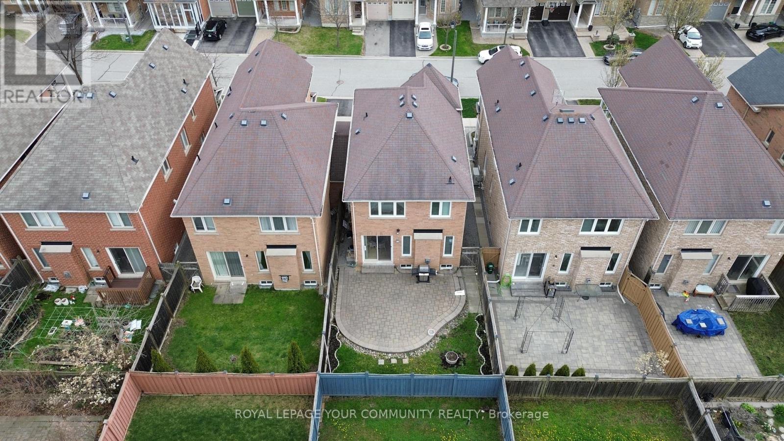 18 Sisina Avenue, Markham, Ontario  L6C 0H6 - Photo 38 - N12131859