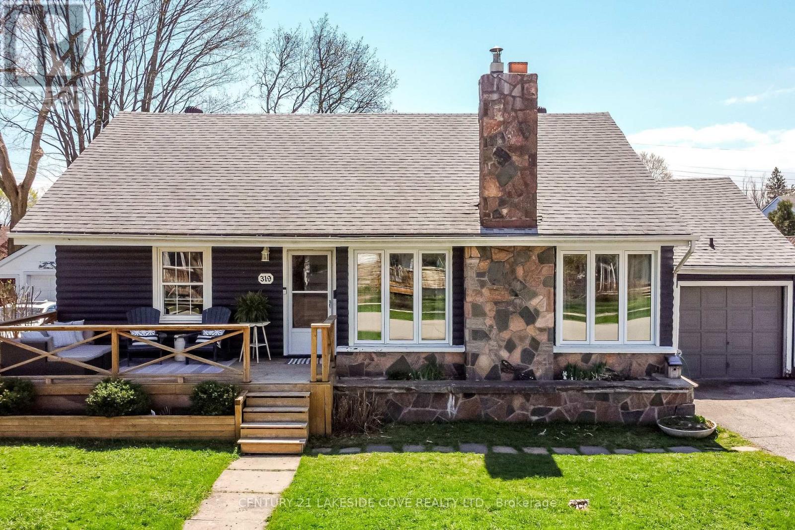 Property at 319 FRANKLIN STREET image 1