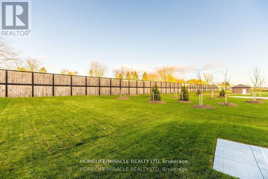 28 Bluebird Lane, Barrie, Ontario  L9J 0M3 - Photo 29 - S12131897