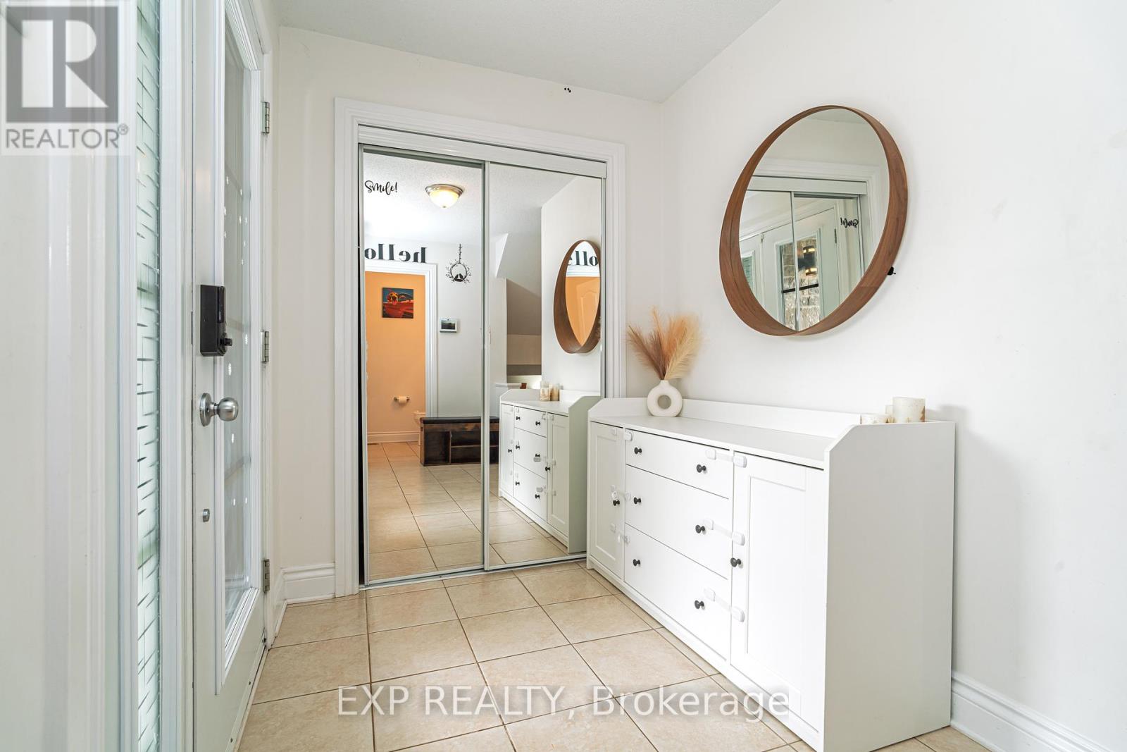 2353 Marble Crescent, Clarence-Rockland, Ontario  K4K 0H1 - Photo 2 - X12131984