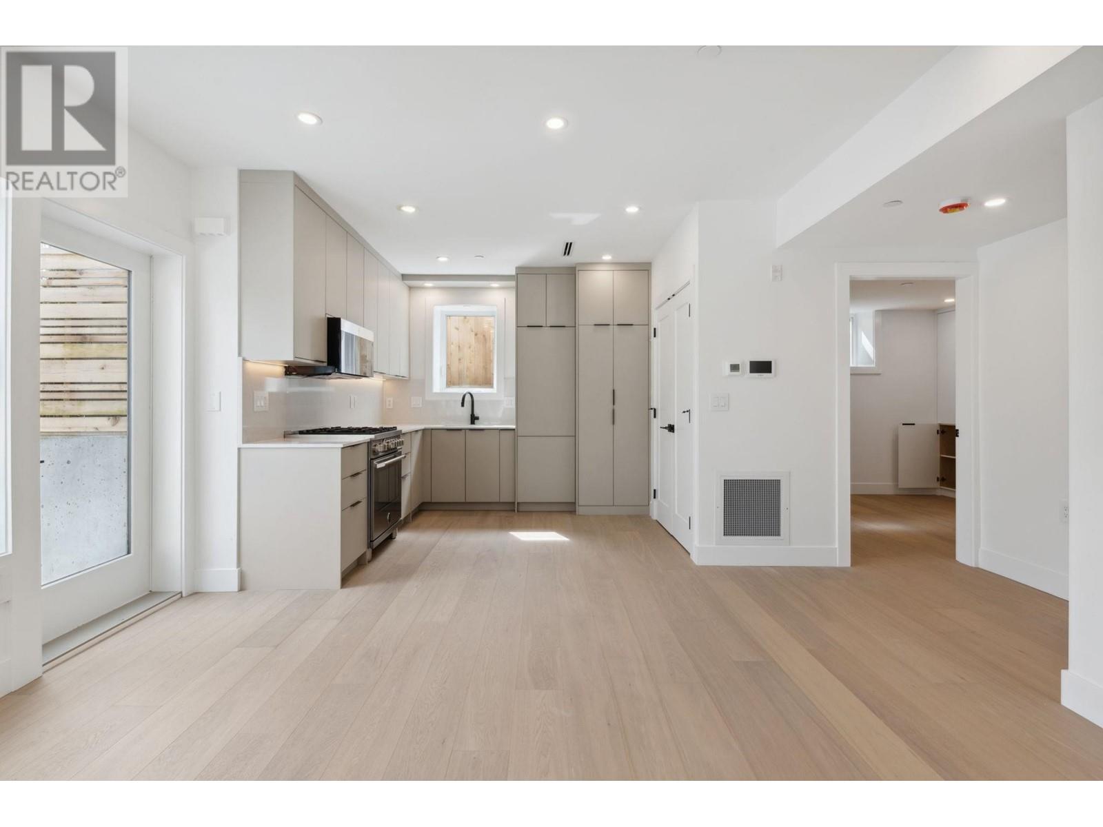 3379 Victoria Drive, Vancouver, British Columbia  V5N 4M3 - Photo 8 - R2985511