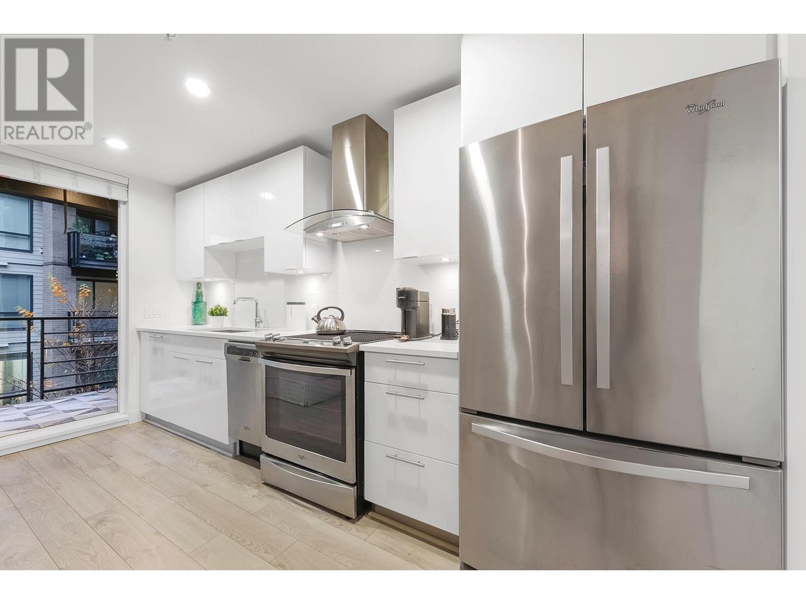 318 723 W 3rd Street, North Vancouver, British Columbia  V7M 0E4 - Photo 8 - R2995695