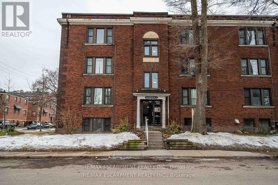 9 - 356 Hunter Street E, Hamilton, Ontario  L8N 1N8 - Photo 2 - X12131854