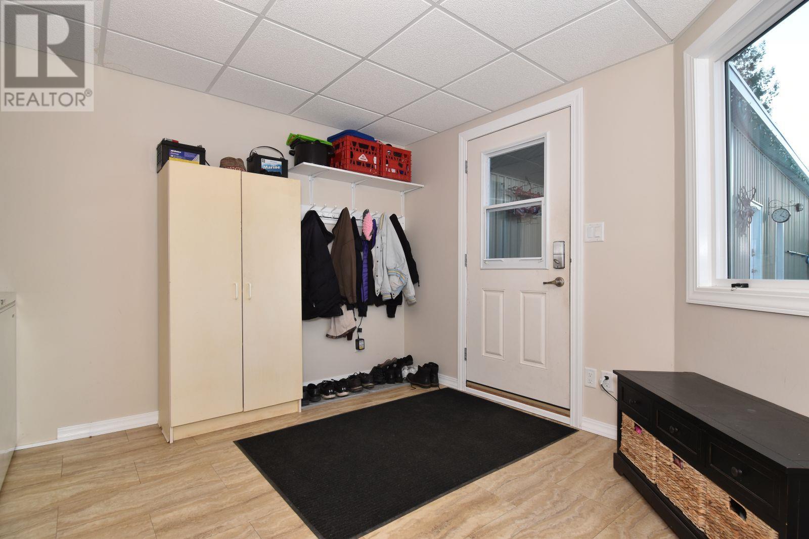 3181 Eagle Bay Road, Eagle Bay, British Columbia  V0E 1H1 - Photo 39 - 10305725