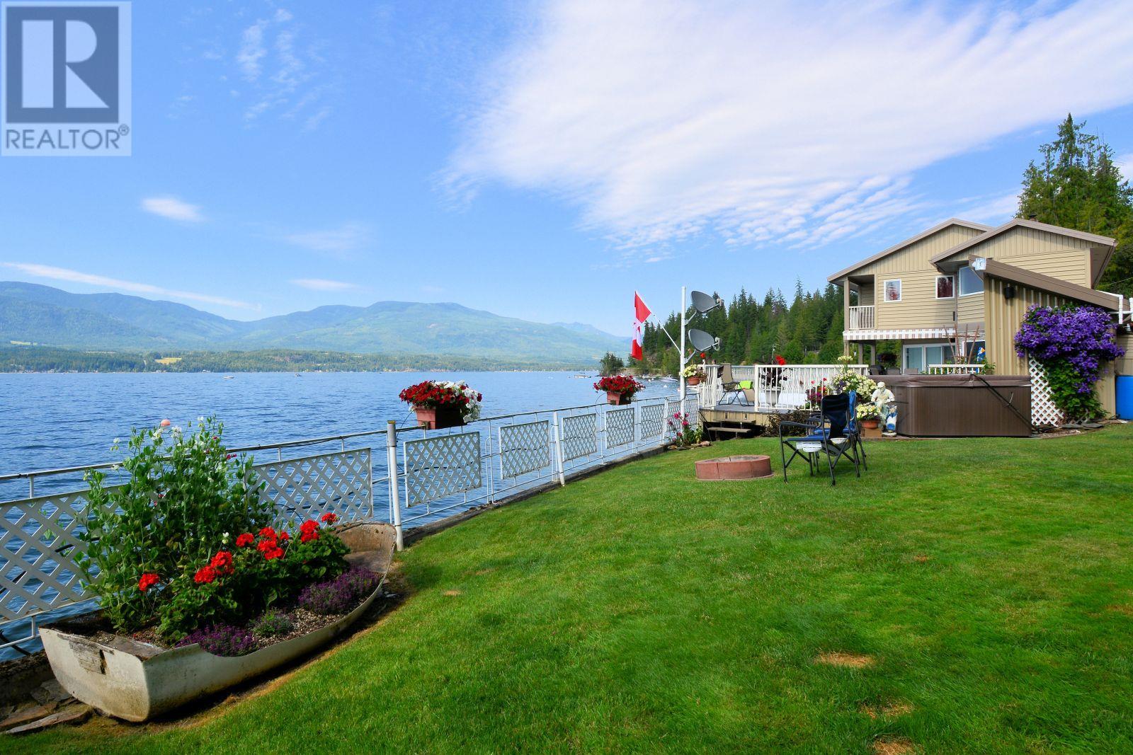 3181 Eagle Bay Road, Eagle Bay, British Columbia  V0E 1H1 - Photo 13 - 10305725