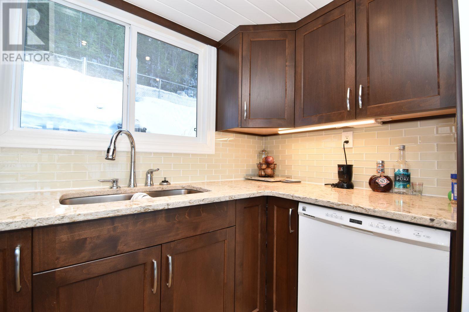 3181 Eagle Bay Road, Eagle Bay, British Columbia  V0E 1H1 - Photo 16 - 10305725